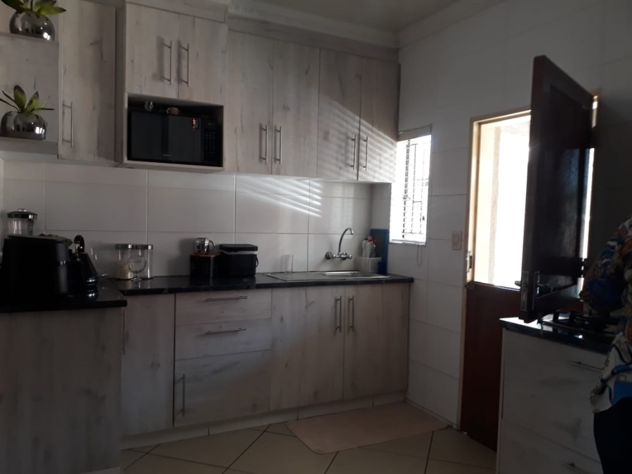 3 Bedroom Property for Sale in Rustenburg North North West